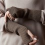 Glovelettes 02